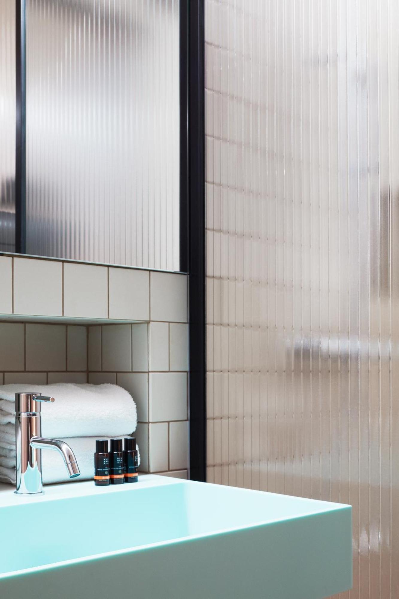 Zzz Dreamscape Hotel Stockholm Bagian luar foto